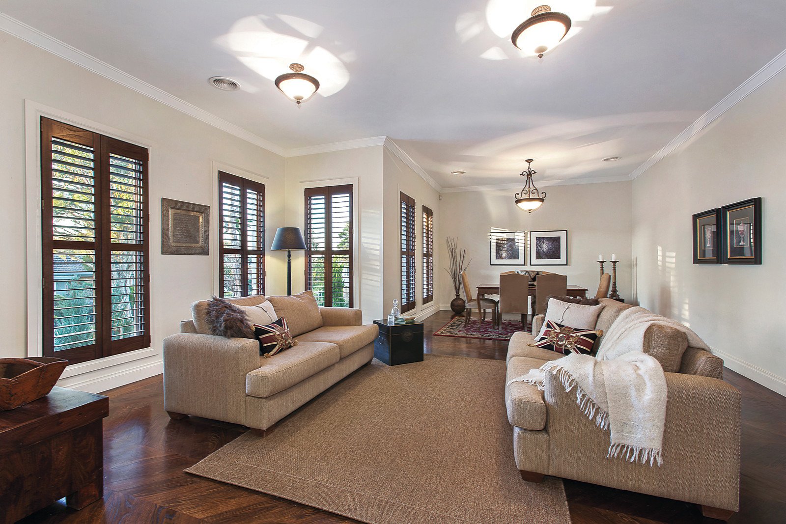 10 Madang Avenue, Balwyn - Thumbnail 2