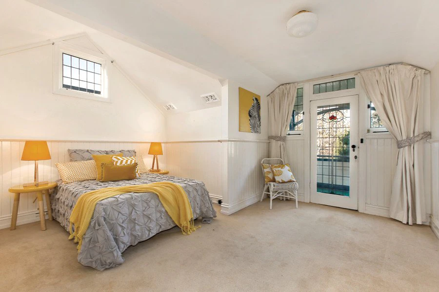 14 Stanley Grove, Canterbury, VIC