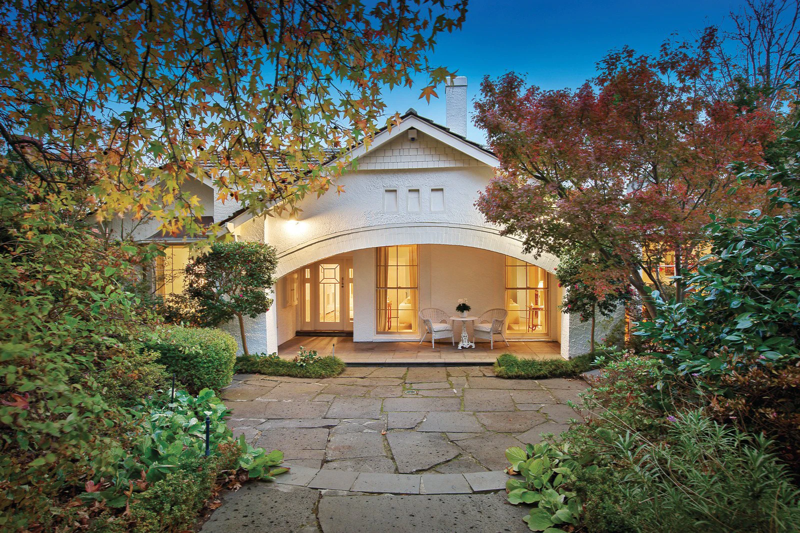 6 Valley View Road, Glen Iris, VIC