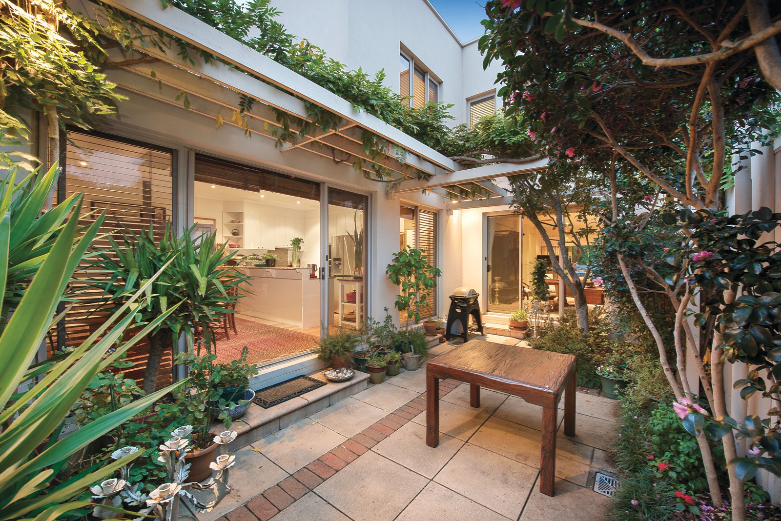 19 Morley Street, Port Melbourne - Thumbnail 2