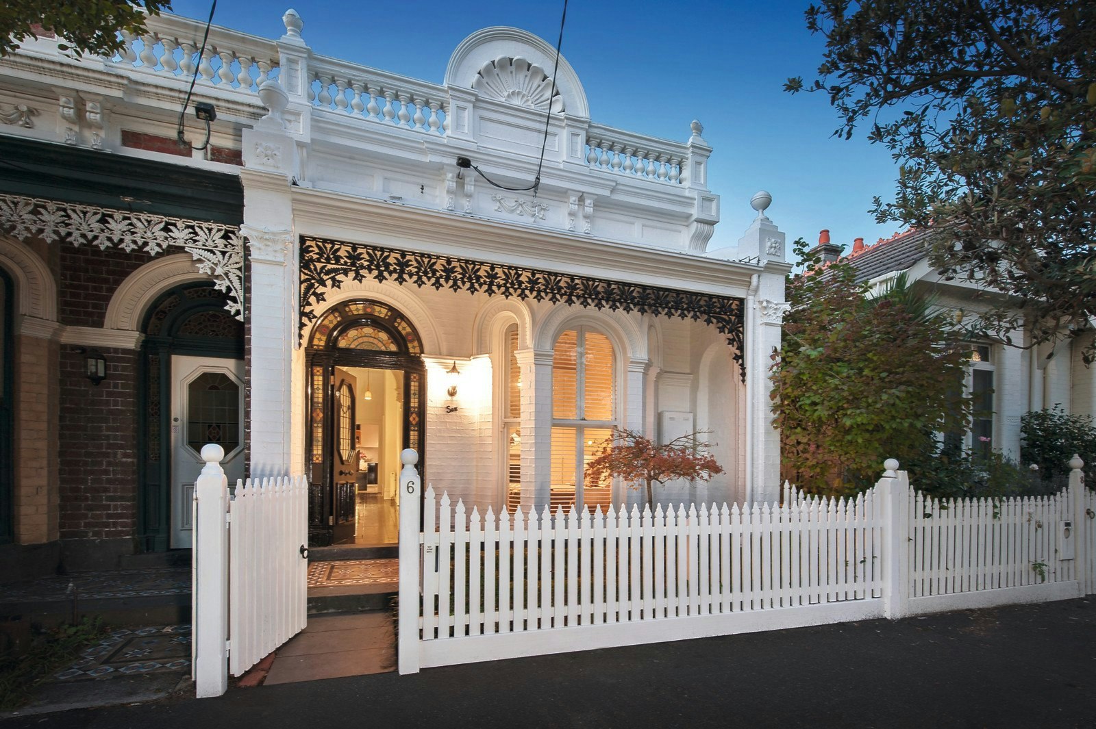 6 Longmore Street, St Kilda West, VIC