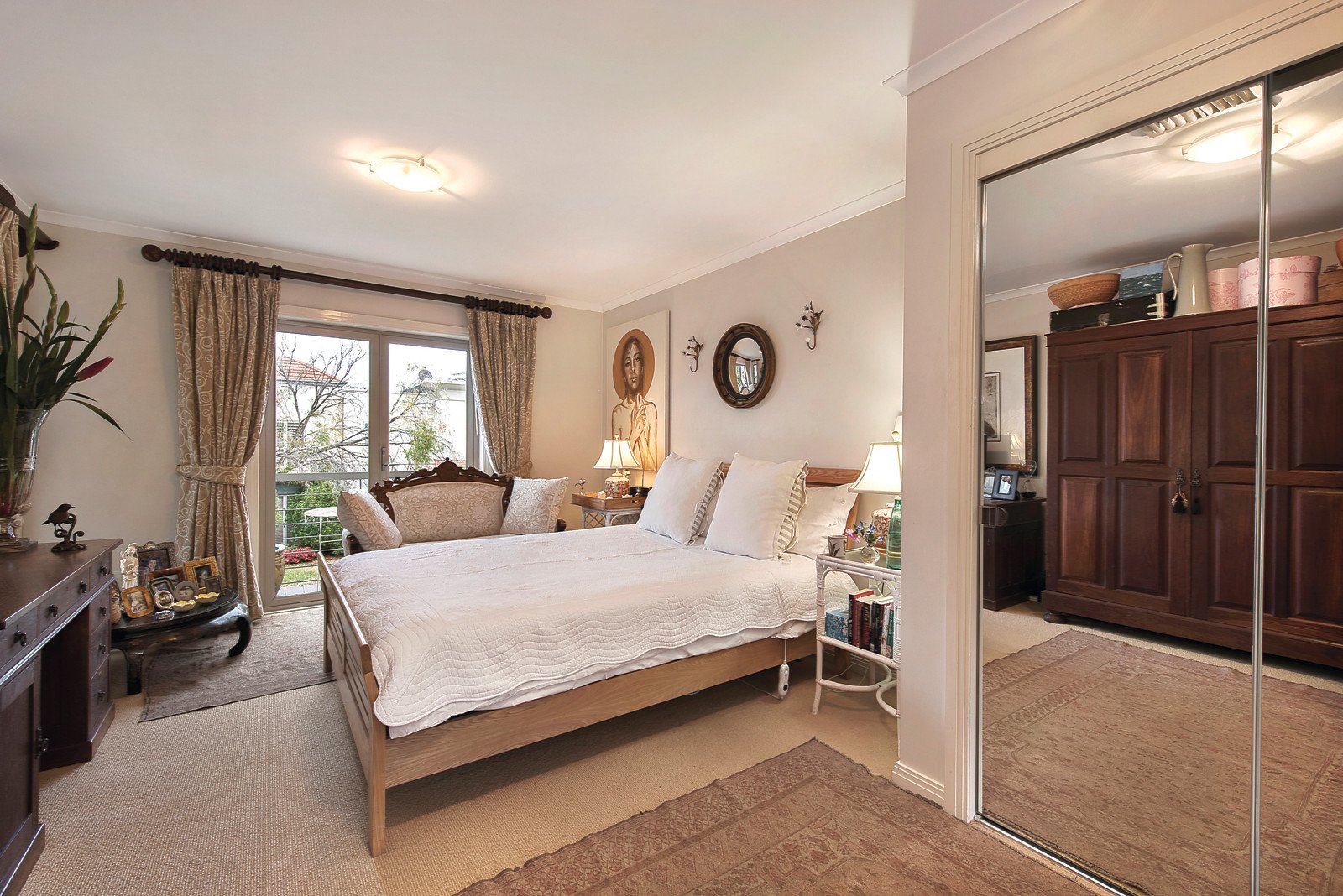 19 Morley Street, Port Melbourne - Thumbnail 4