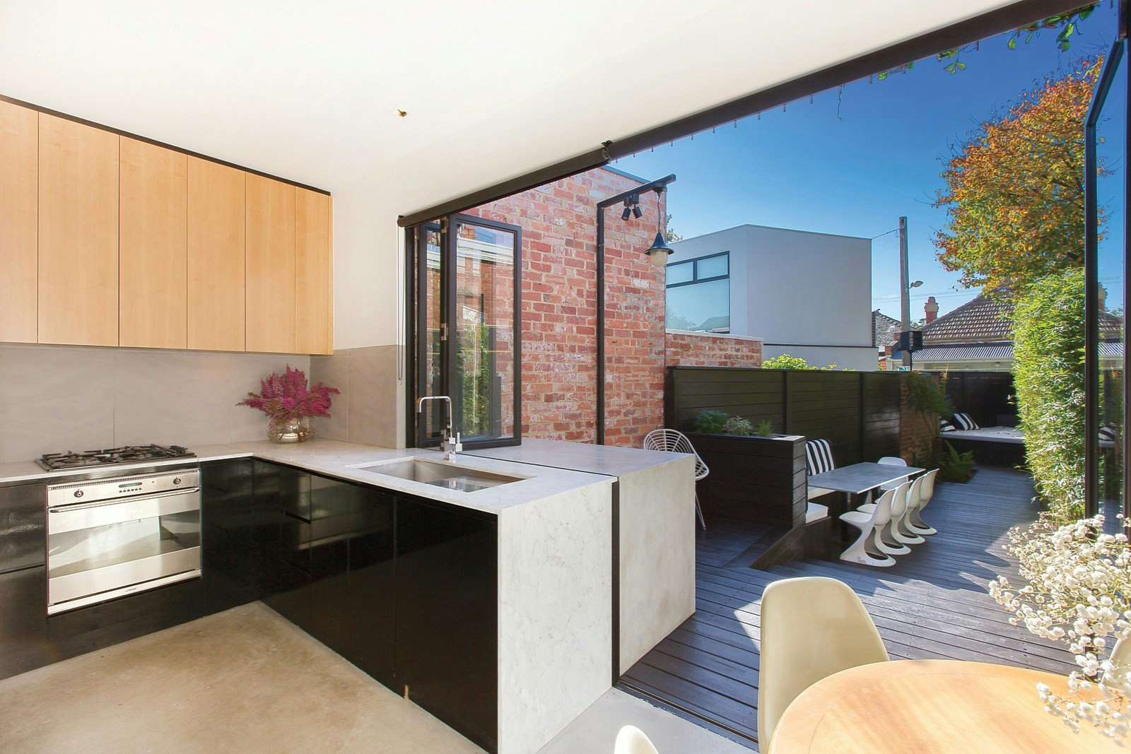 6 Longmore Street, St Kilda West, VIC