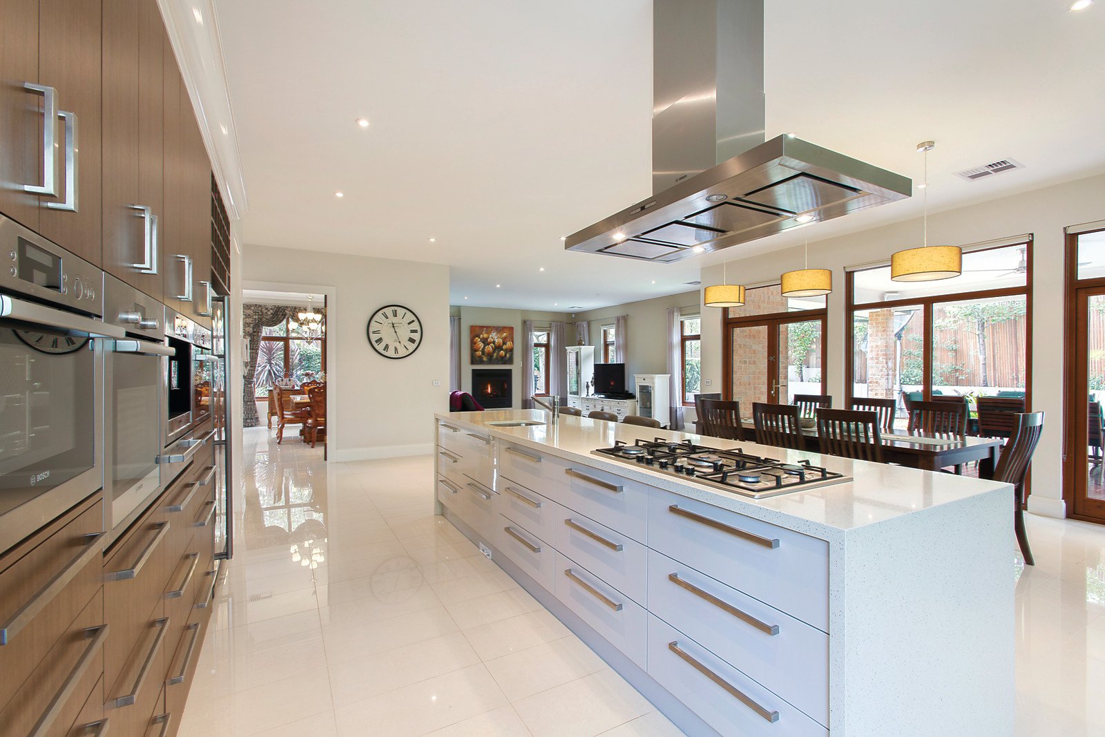155 Through Road, Camberwell - Thumbnail 2