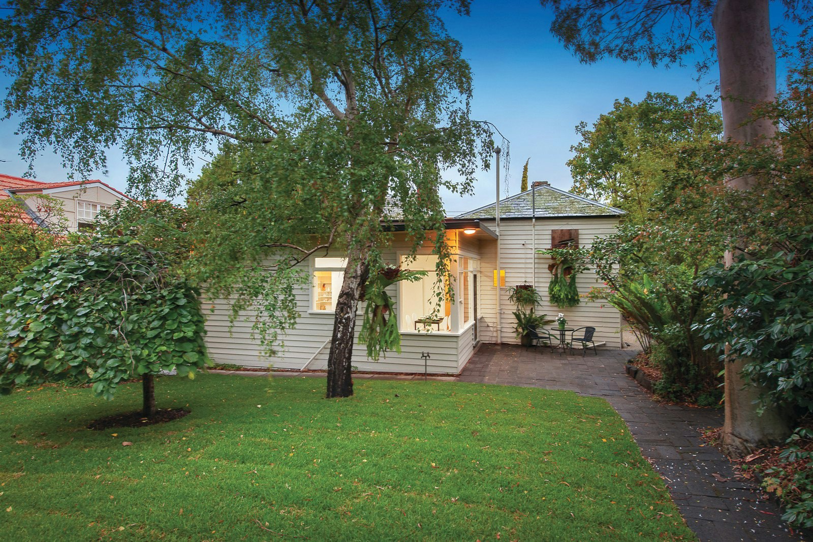 215 Union Road, Surrey Hills, VIC