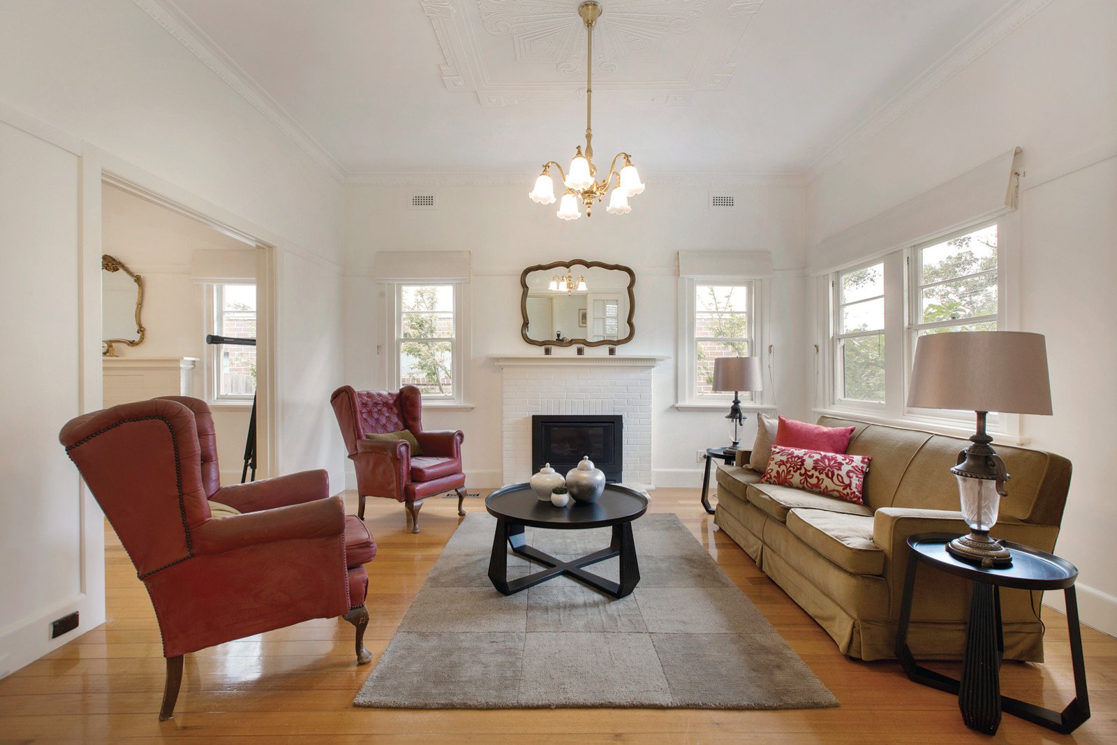 8 Saxby Road, Glen Iris - Thumbnail 3