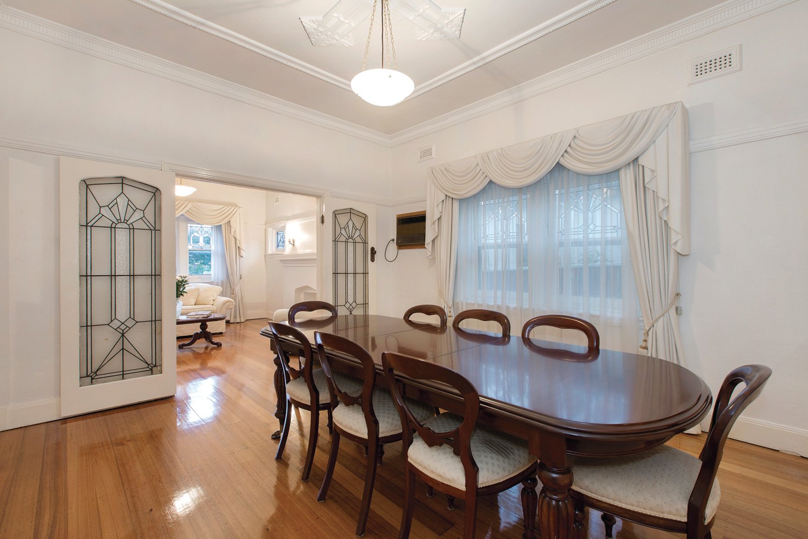 55 Summerhill Road, Glen Iris - Thumbnail 3