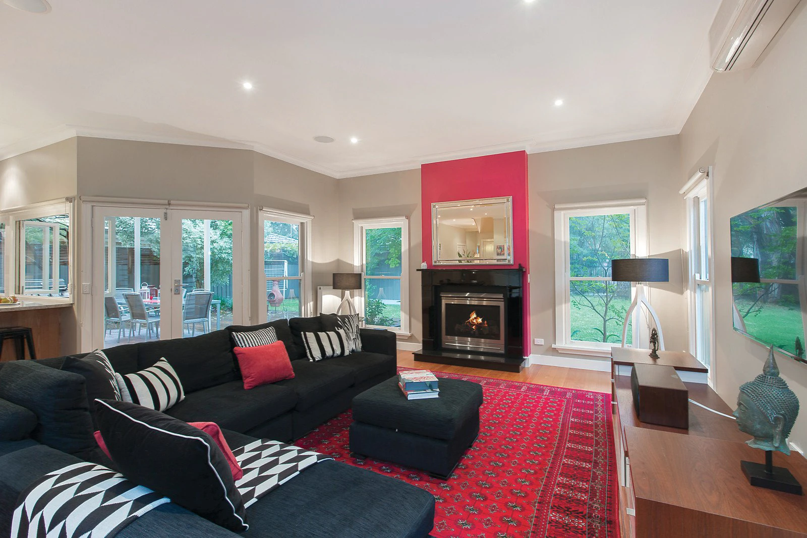 20 Queens Parade, Glen Iris, VIC
