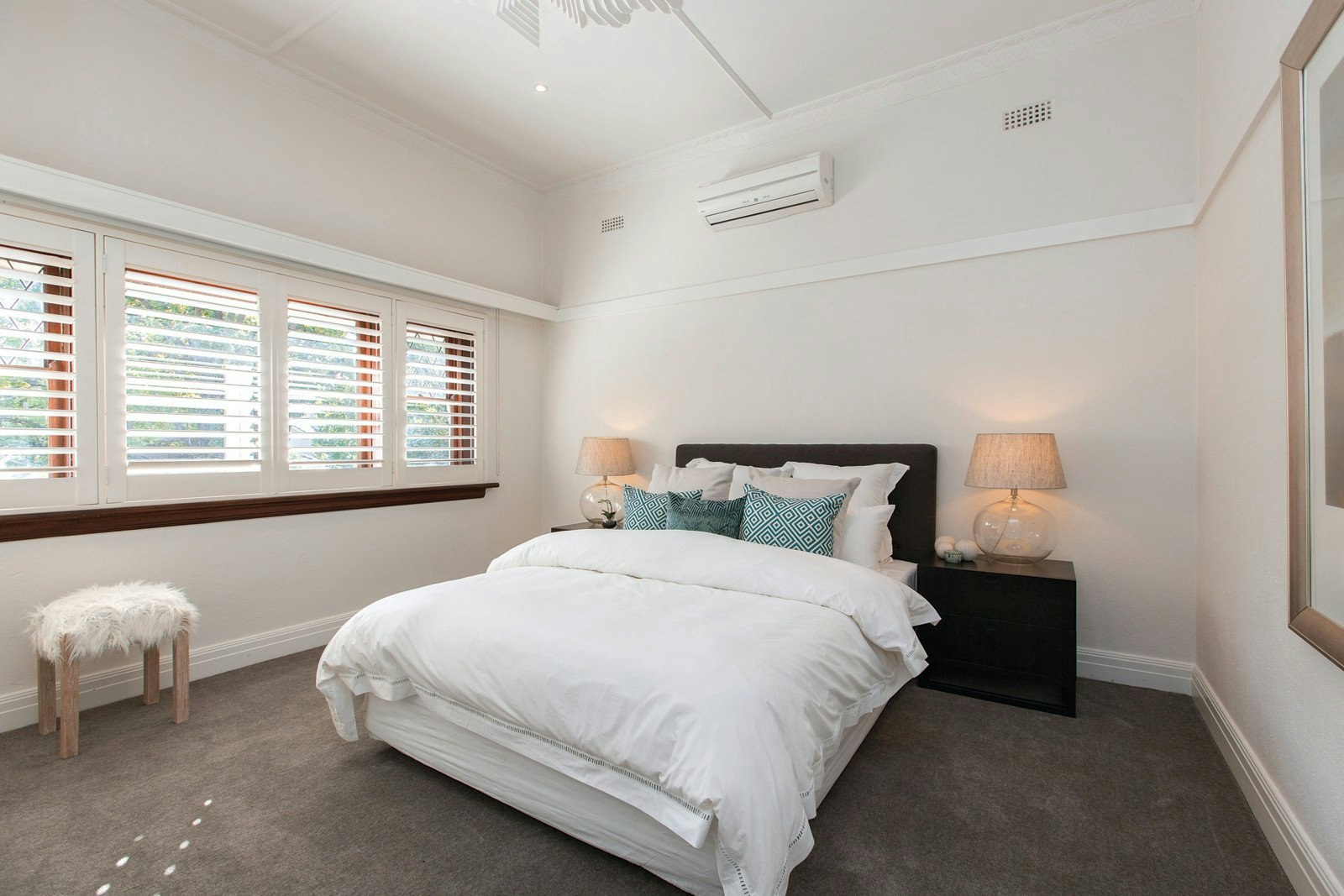 6 Willow Grove, Canterbury, VIC