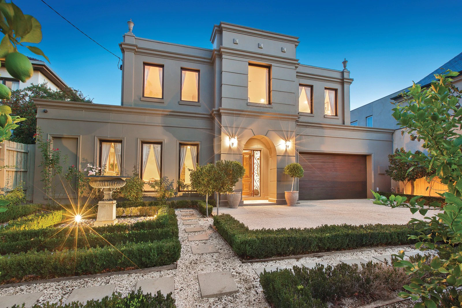 10 The Boulevard, Balwyn North, VIC
