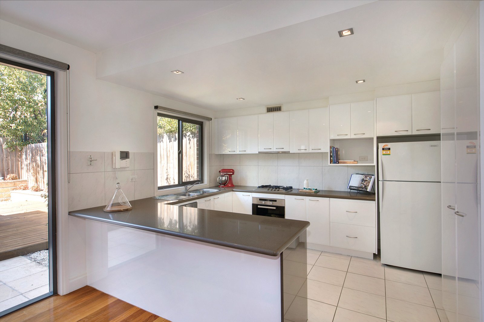 2a Maylands Avenue, Balwyn North - Thumbnail 4