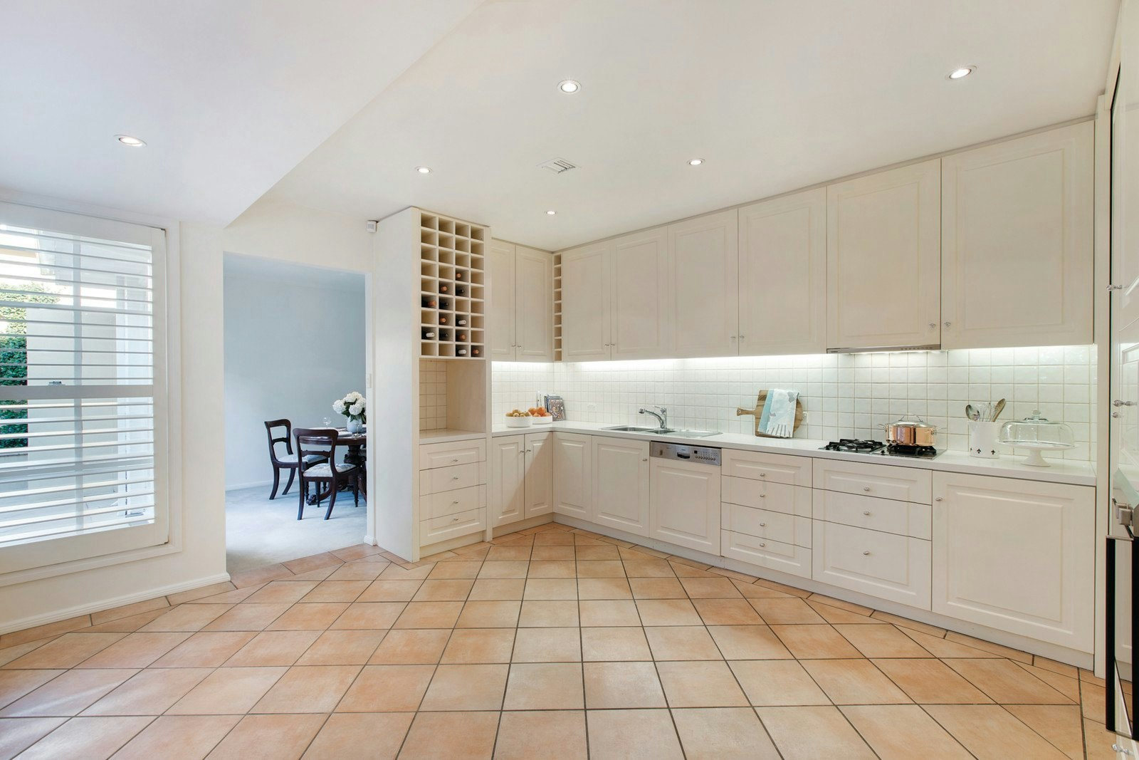 2/64 Kooyongkoot Road, Hawthorn, VIC