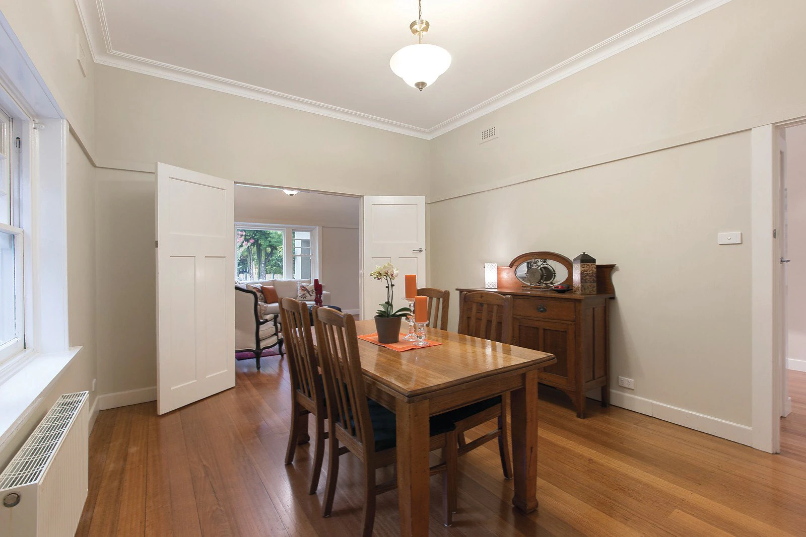 20 Queens Parade, Glen Iris, VIC