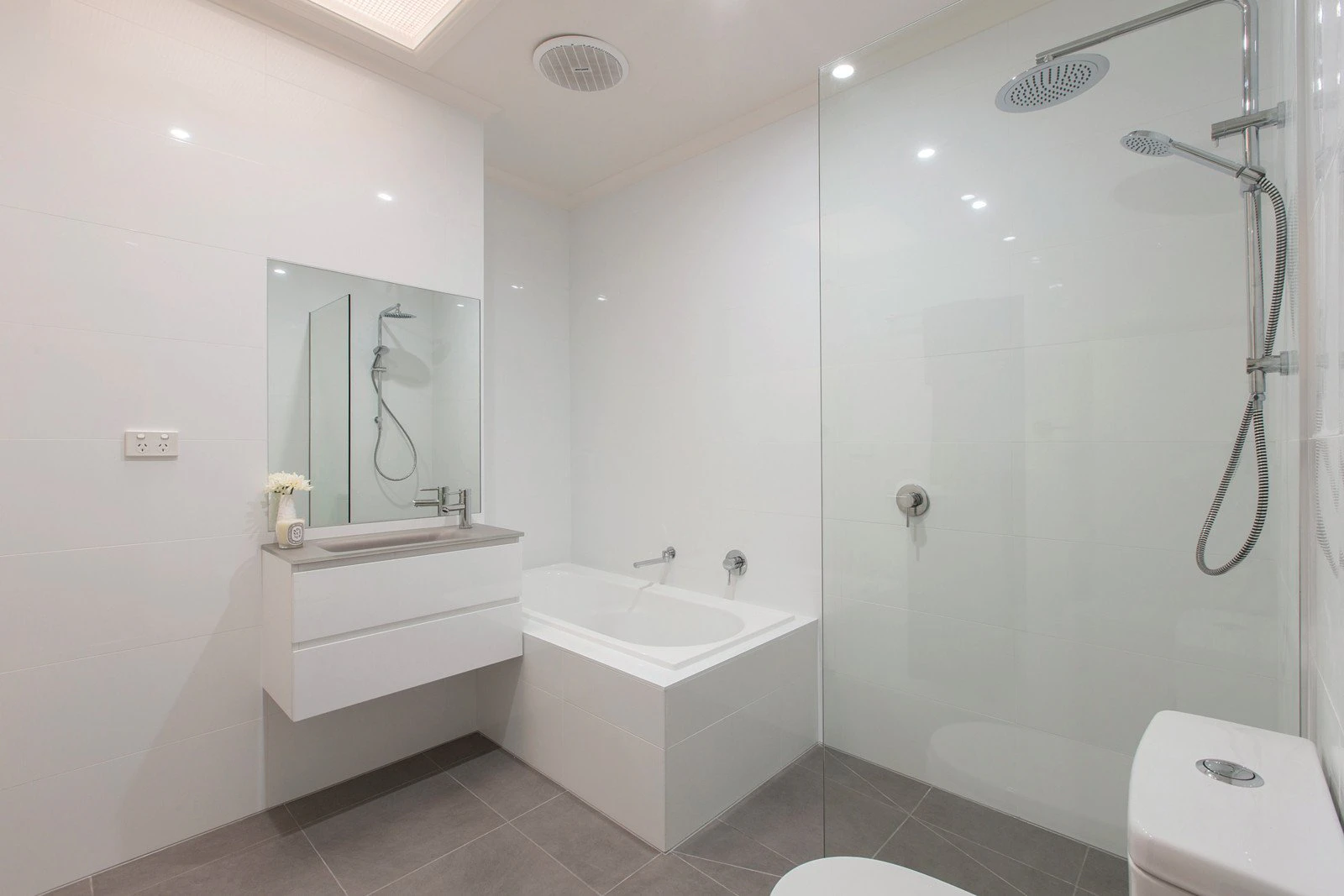 2/64 Kooyongkoot Road, Hawthorn, VIC