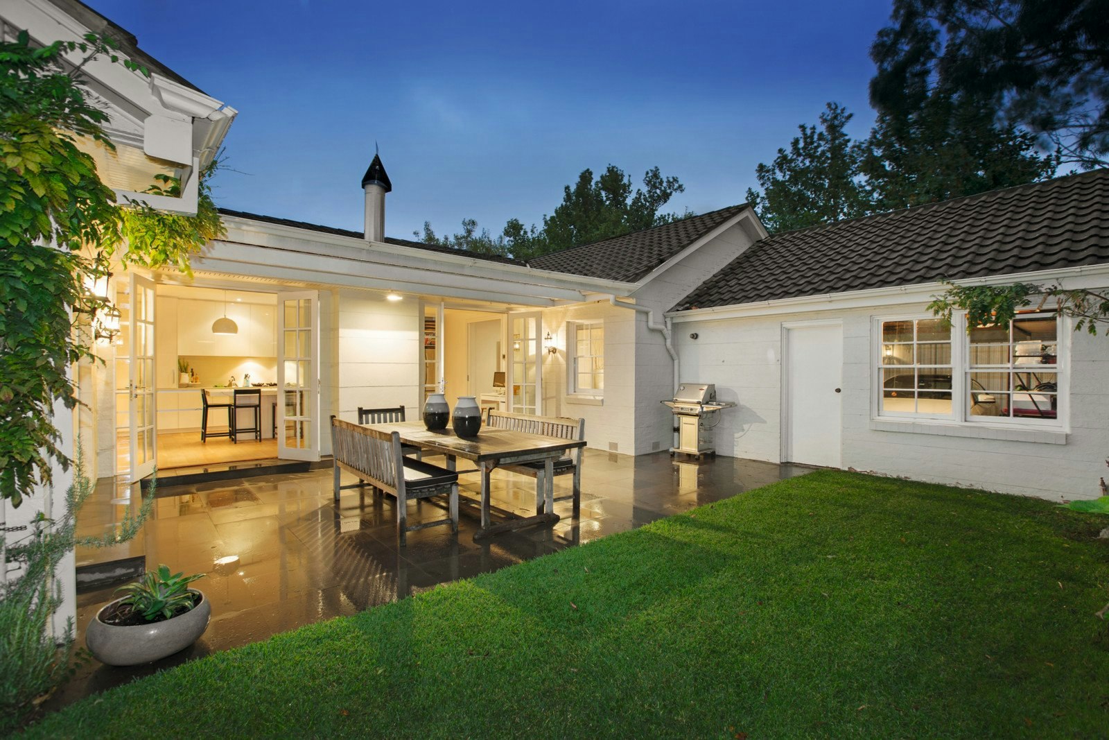 16 Belson Street, Malvern East, VIC