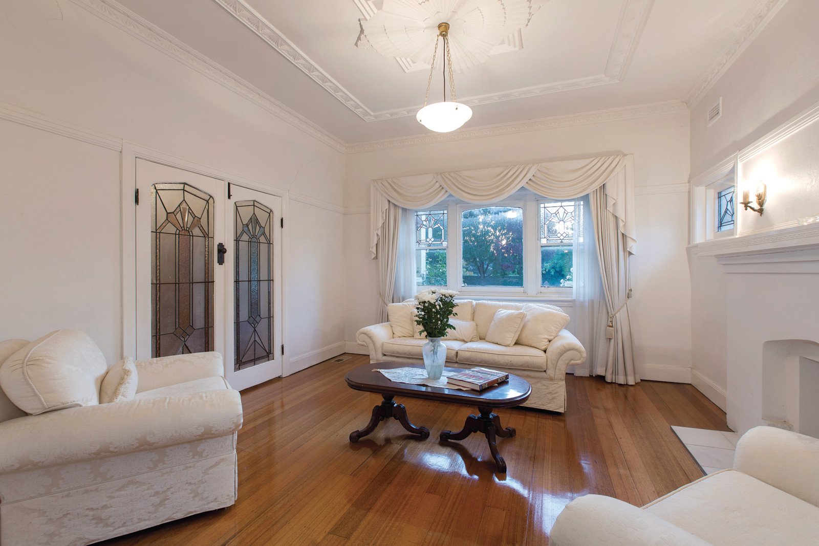 55 Summerhill Road, Glen Iris - Thumbnail 2