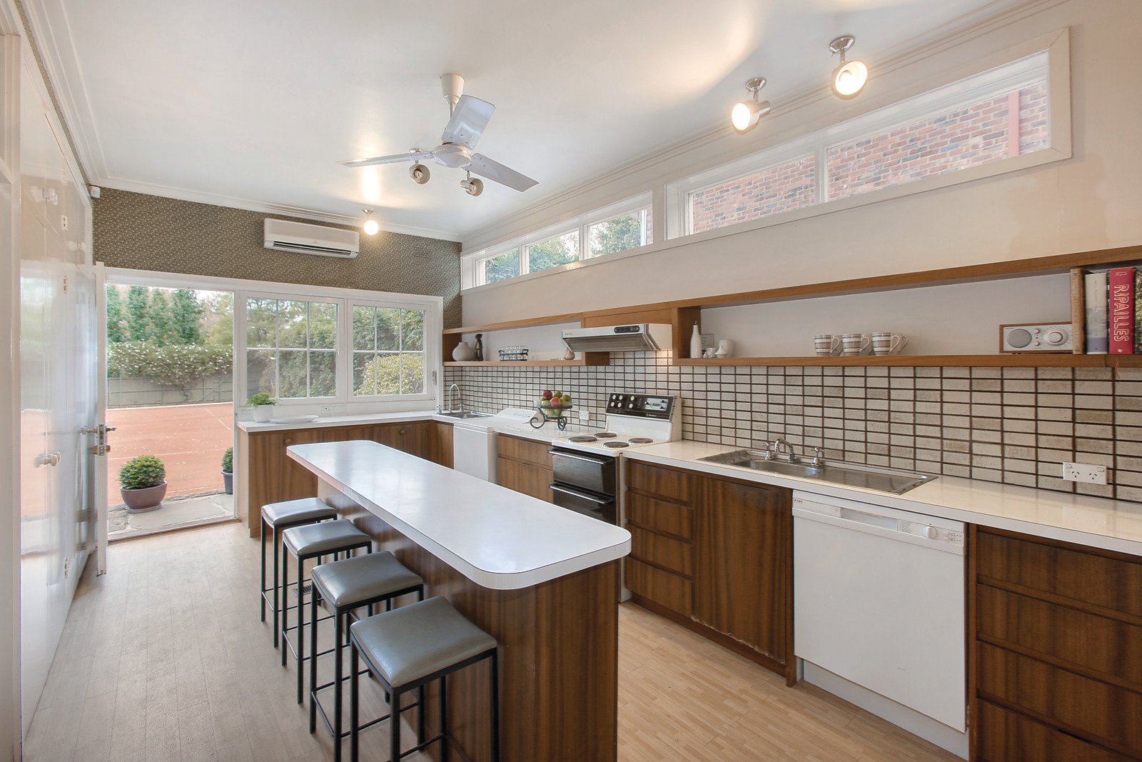 5 Myambert Avenue, Balwyn - Thumbnail 6