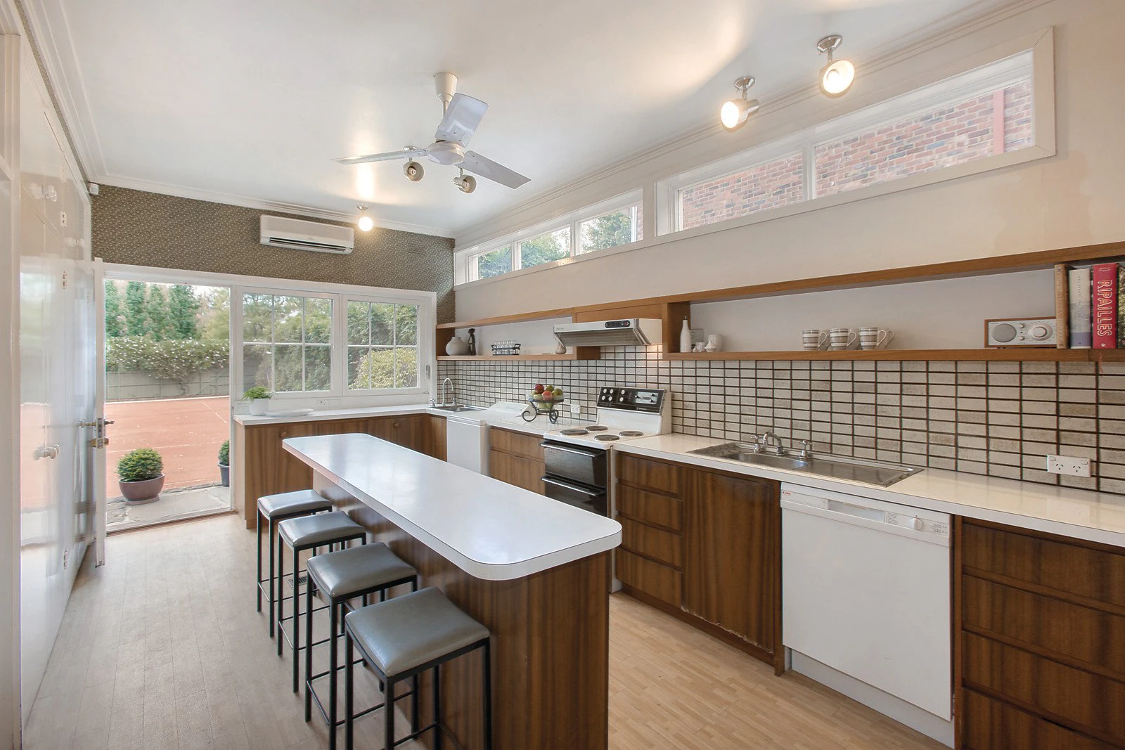 5 Myambert Avenue, Balwyn, VIC