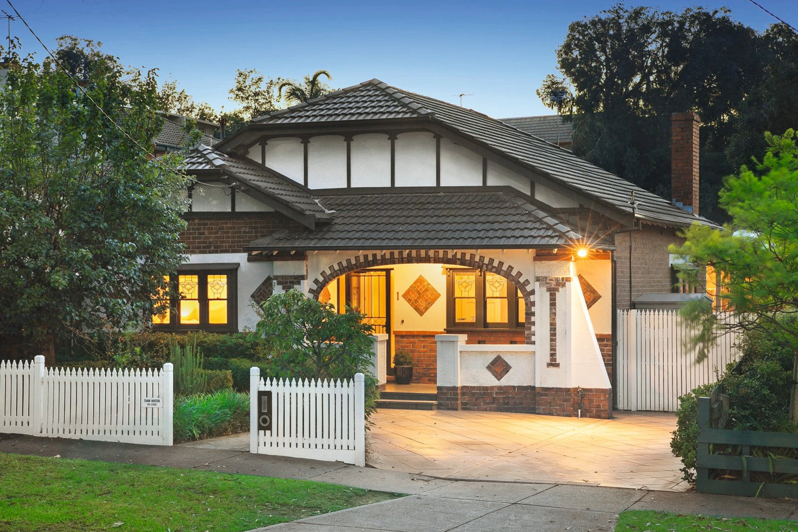 1 Clarke Street, Glen Iris, VIC