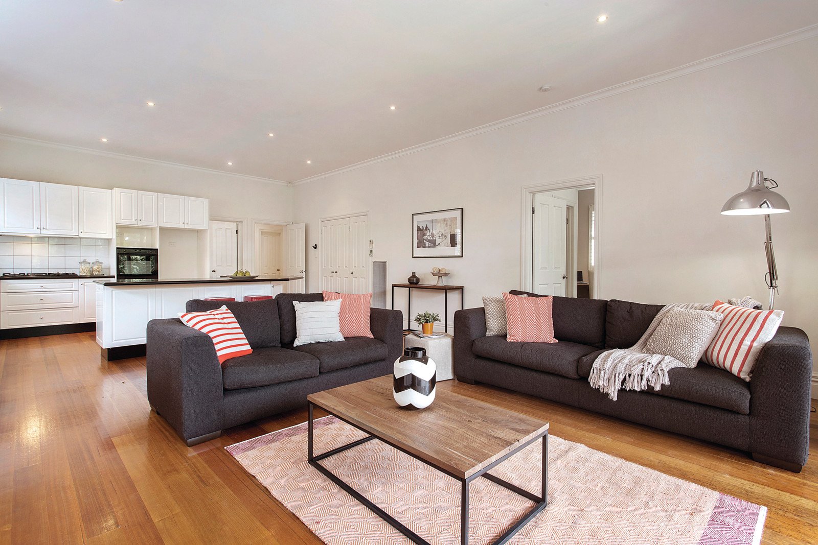 23 Currajong Road, Hawthorn East - Thumbnail 2