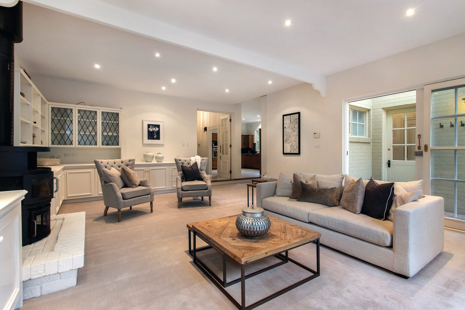 14 Canterbury Road, Toorak - Thumbnail 2