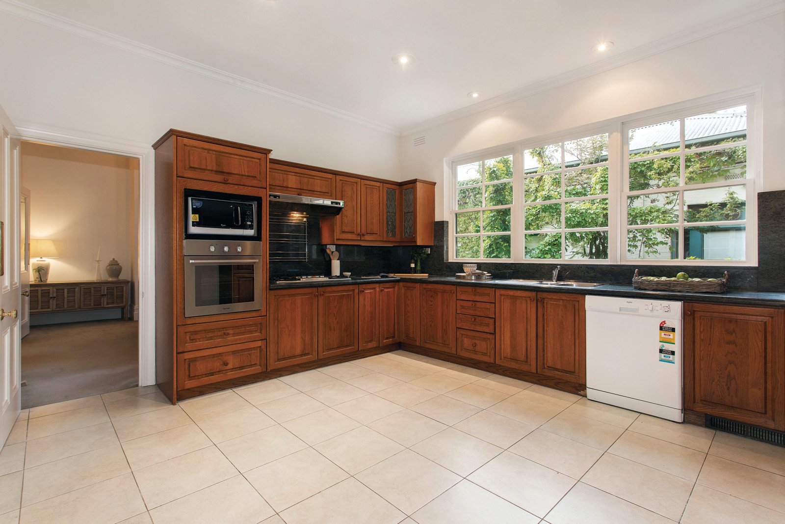 14 Canterbury Road, Toorak - Thumbnail 5
