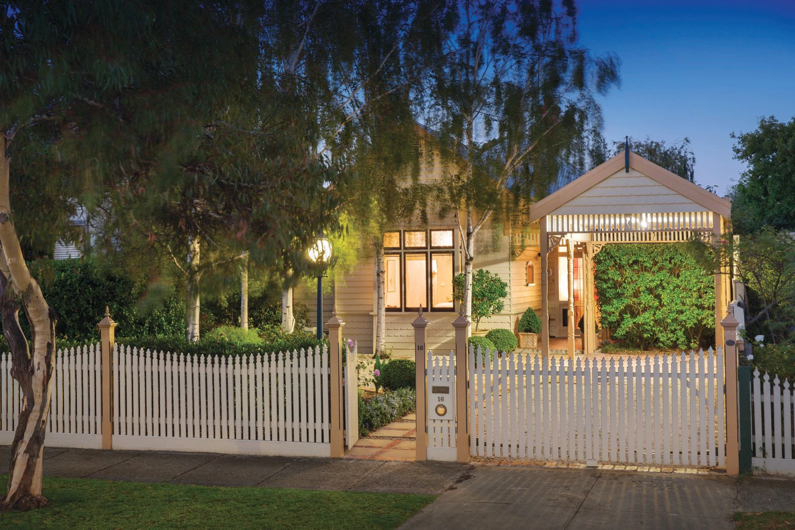 16 Parnell Street, Elsternwick, VIC