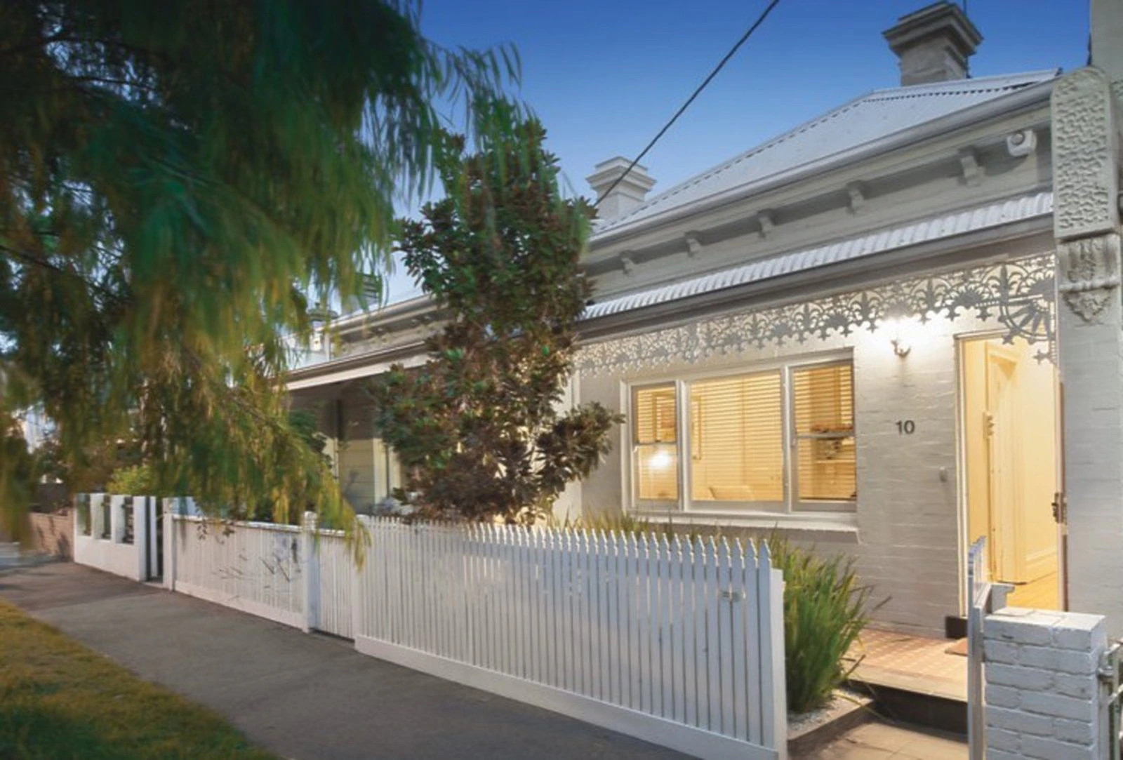 10 Danks Street, Albert Park, VIC