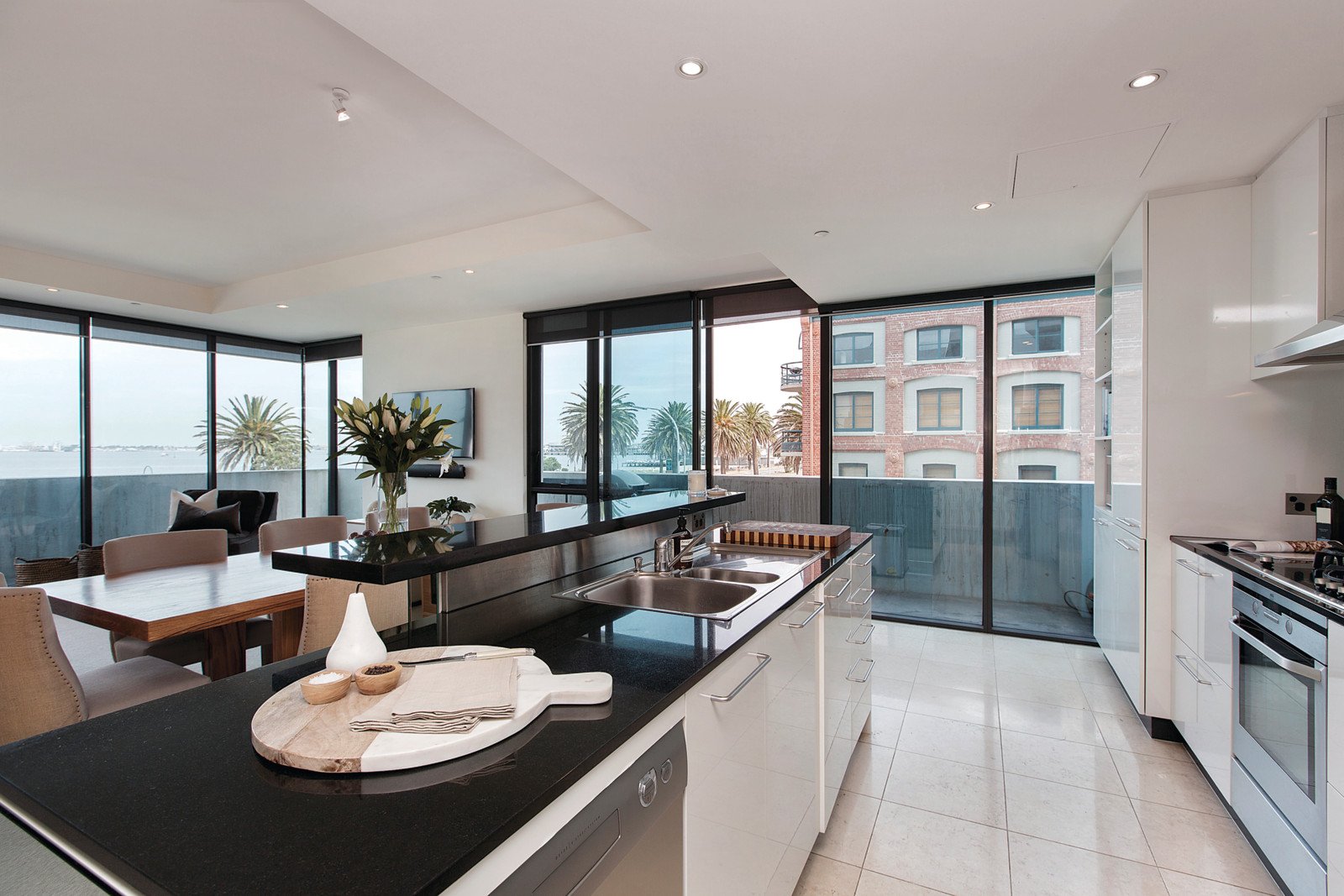 20A/1 Beach Street, Port Melbourne - Thumbnail 5