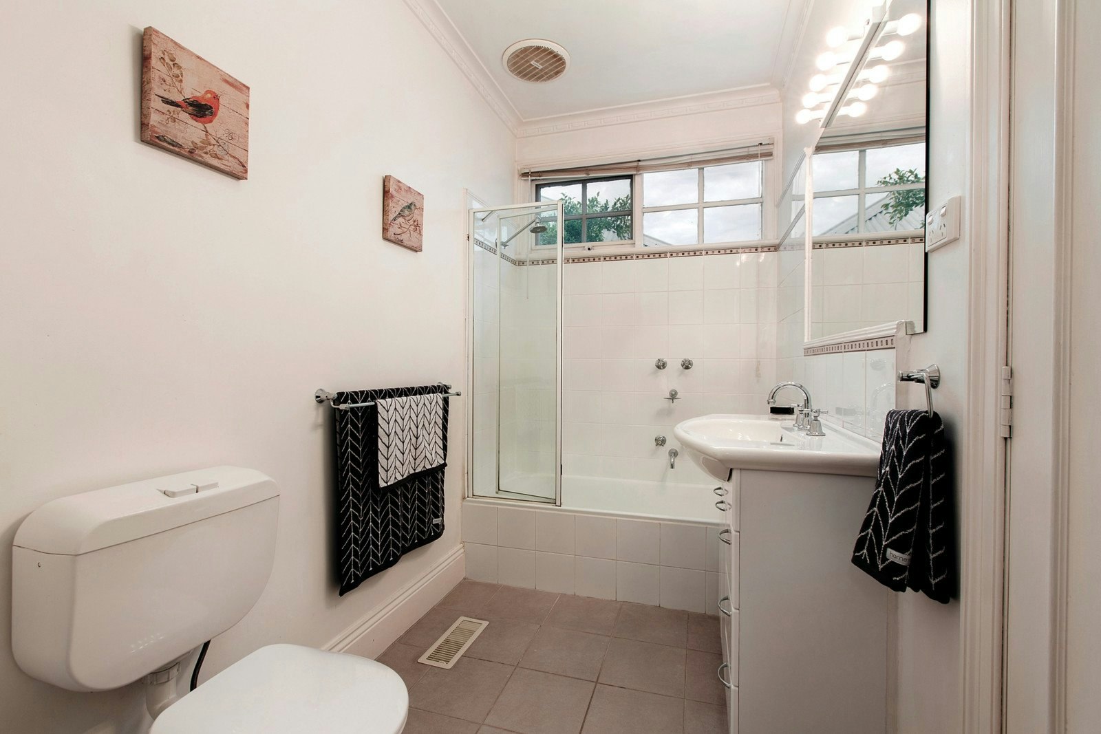 64 Malmsbury Street, Kew, VIC