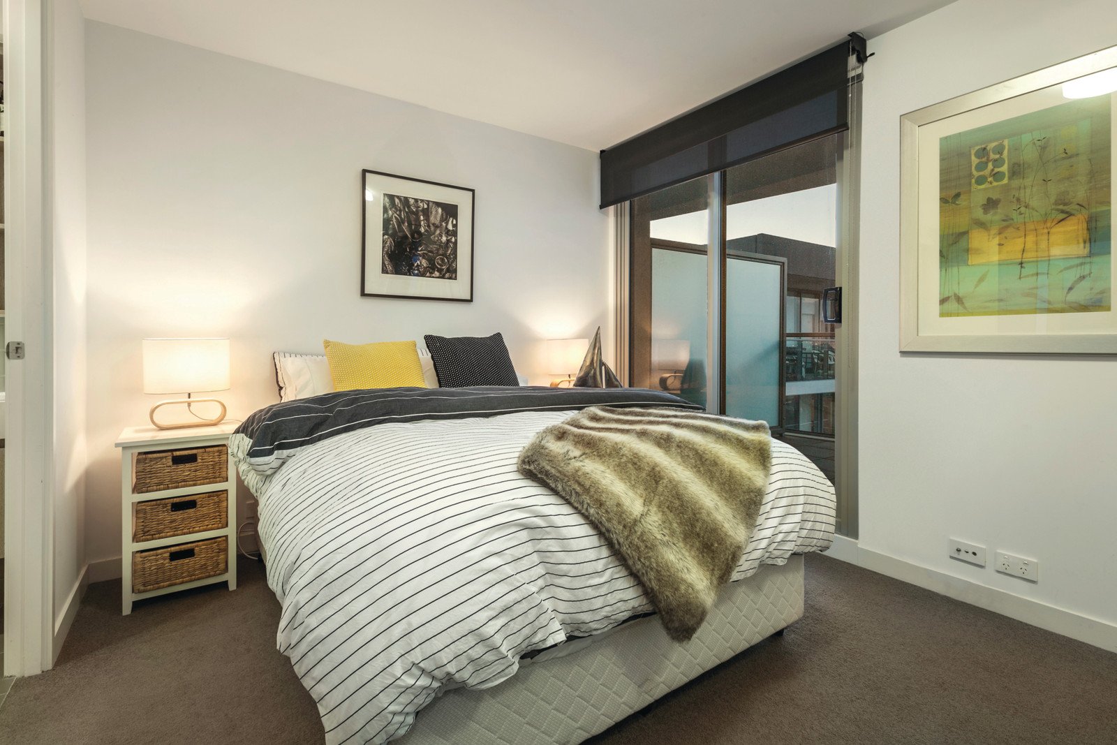 1006/101 Bay Street, Port Melbourne - Thumbnail 6