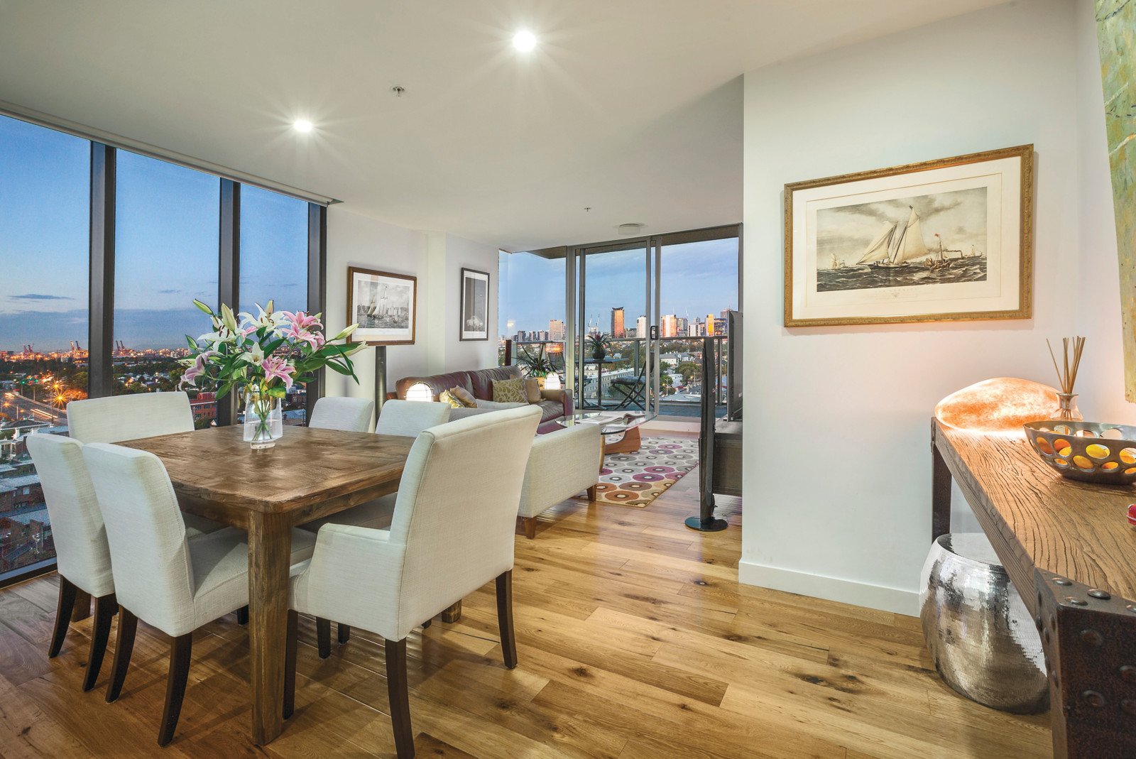 1006/101 Bay Street, Port Melbourne - Thumbnail 2