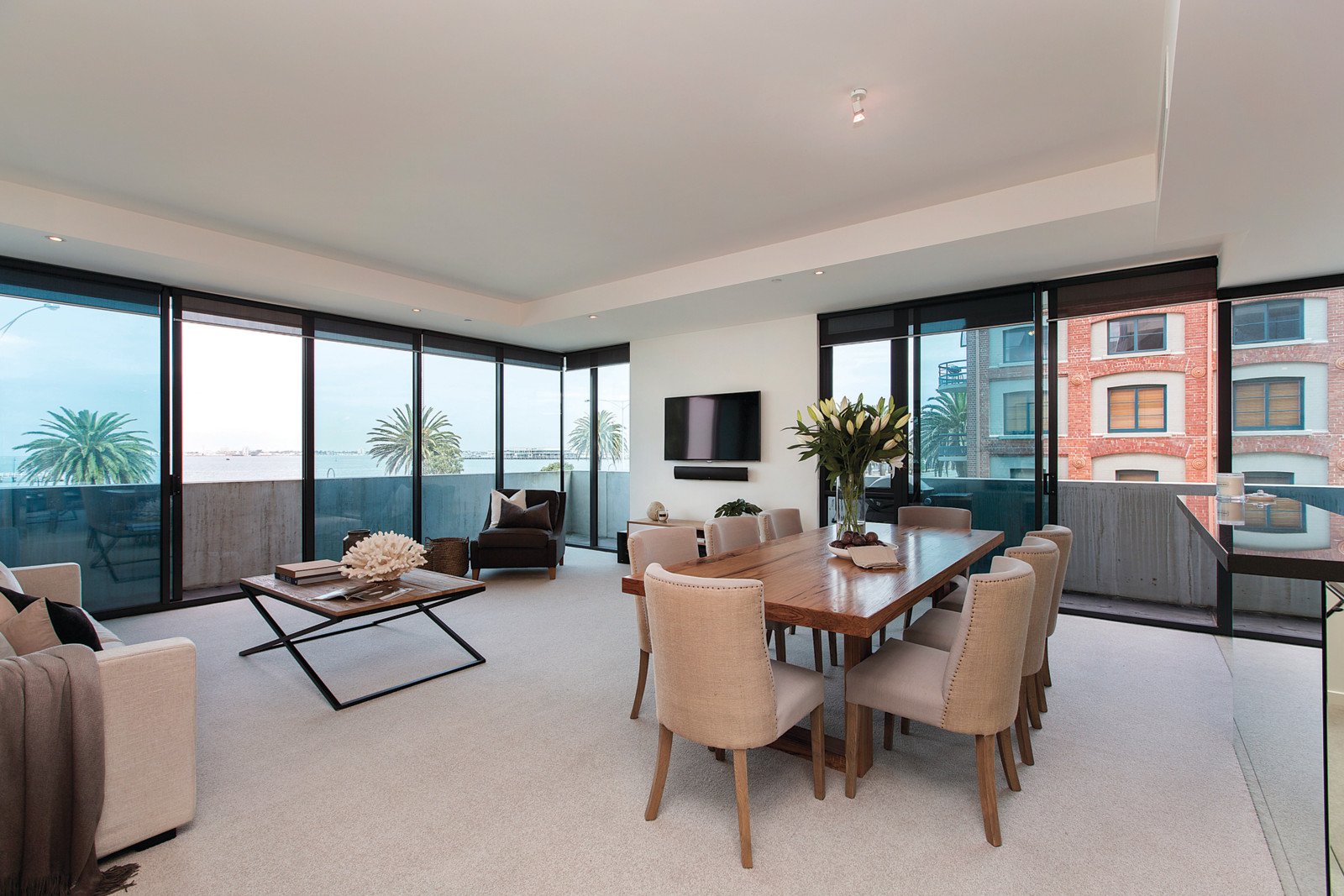 20A/1 Beach Street, Port Melbourne - Thumbnail 2