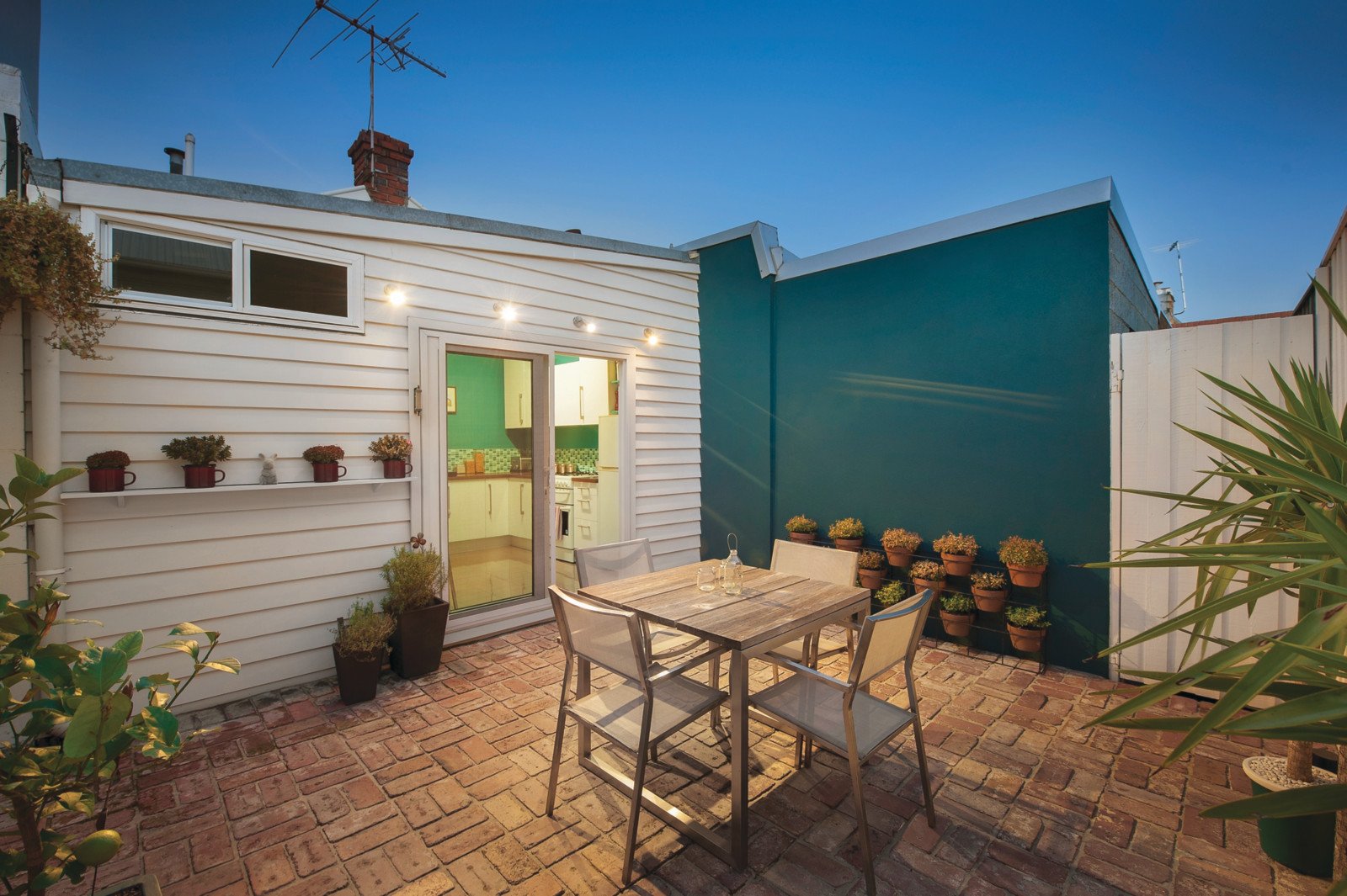 43 Mountain Street, South Melbourne - Thumbnail 3