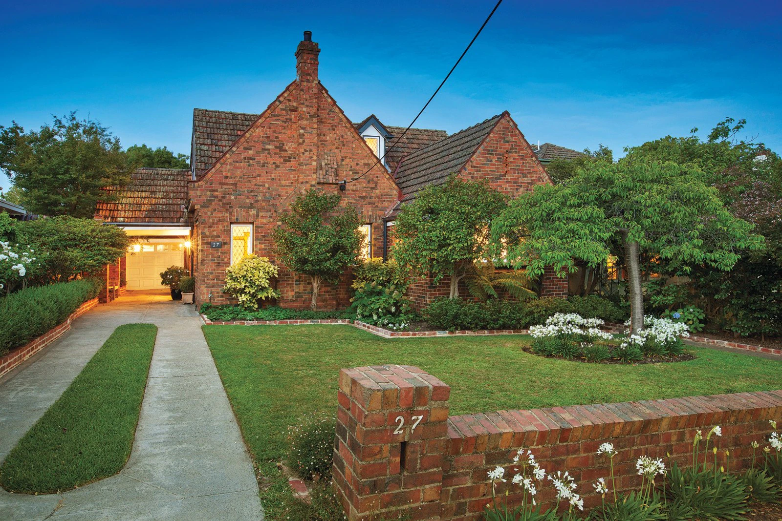 27 Finsbury Way, Camberwell, VIC