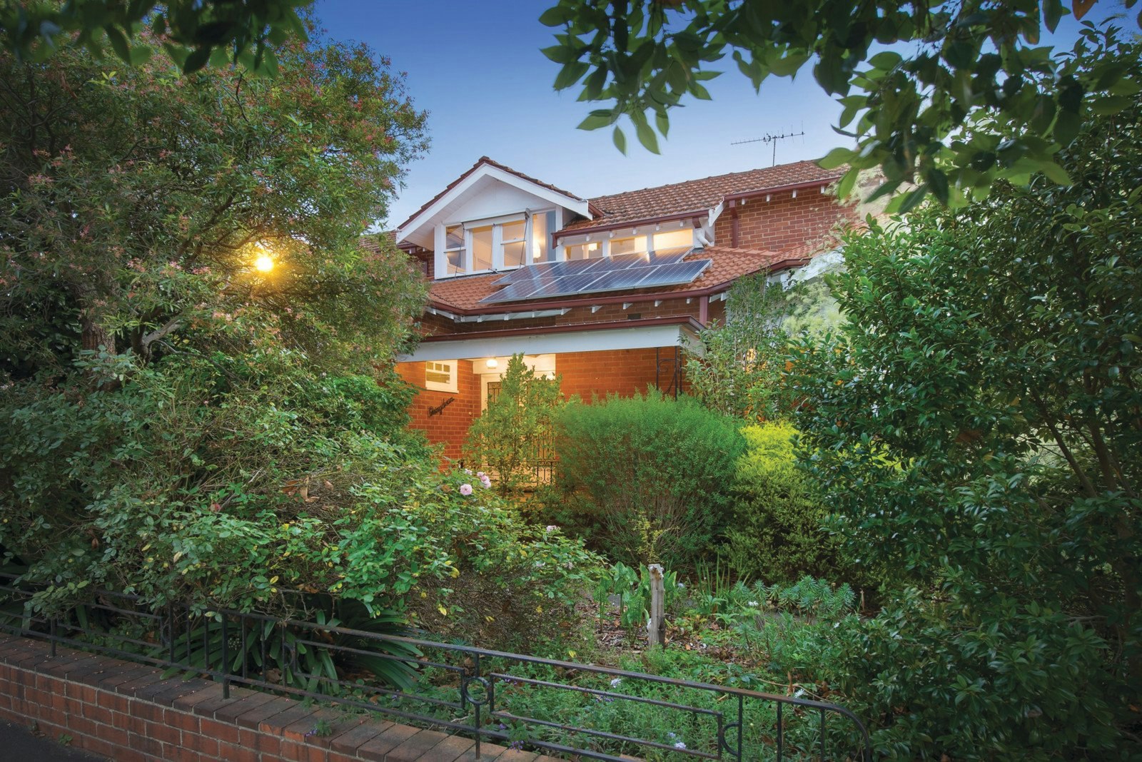 28 Highfield Road, Canterbury, VIC