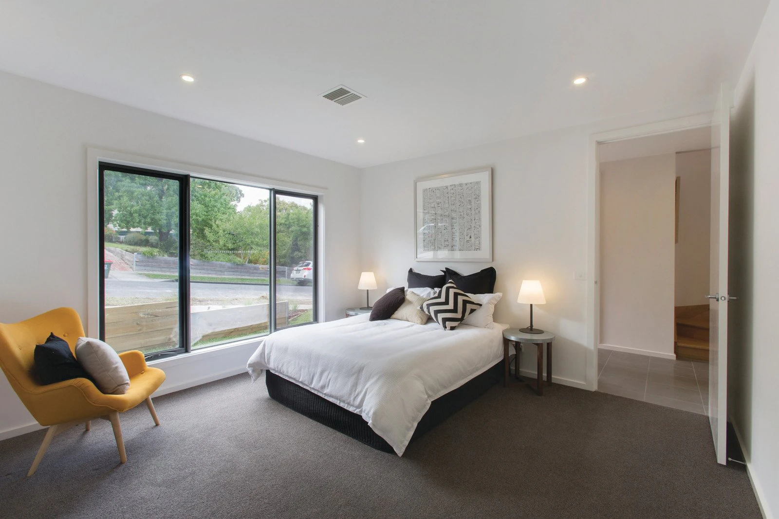 2a Everton Grove, Surrey Hills, VIC