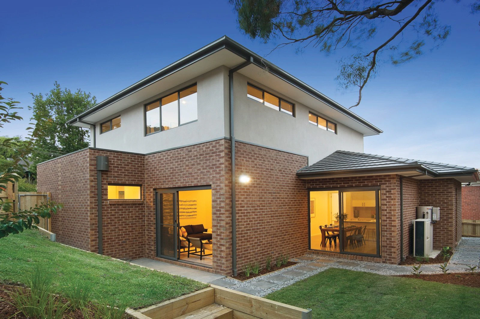 2a Everton Grove, Surrey Hills, VIC