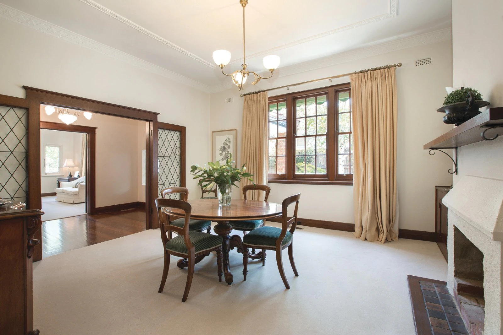 27 Finsbury Way, Camberwell, VIC