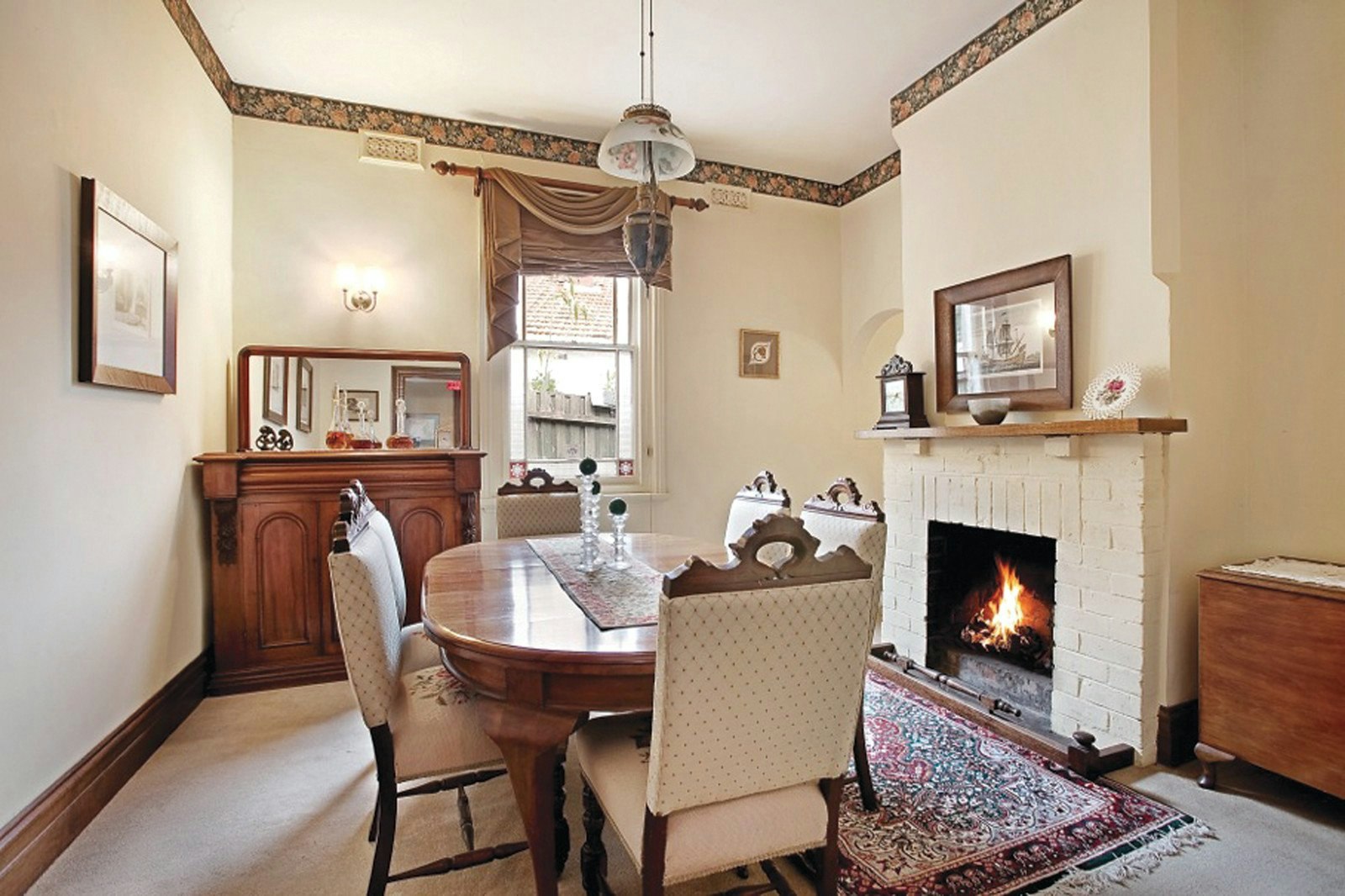 18 Cloverdale Avenue, Toorak, VIC