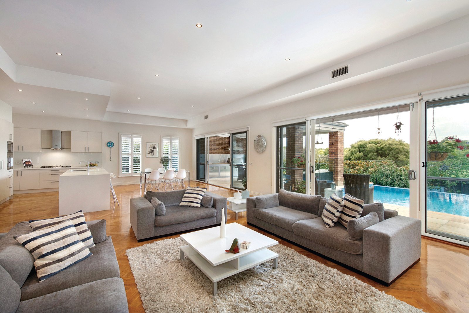 41 Tower Road, Balwyn North - Thumbnail 3