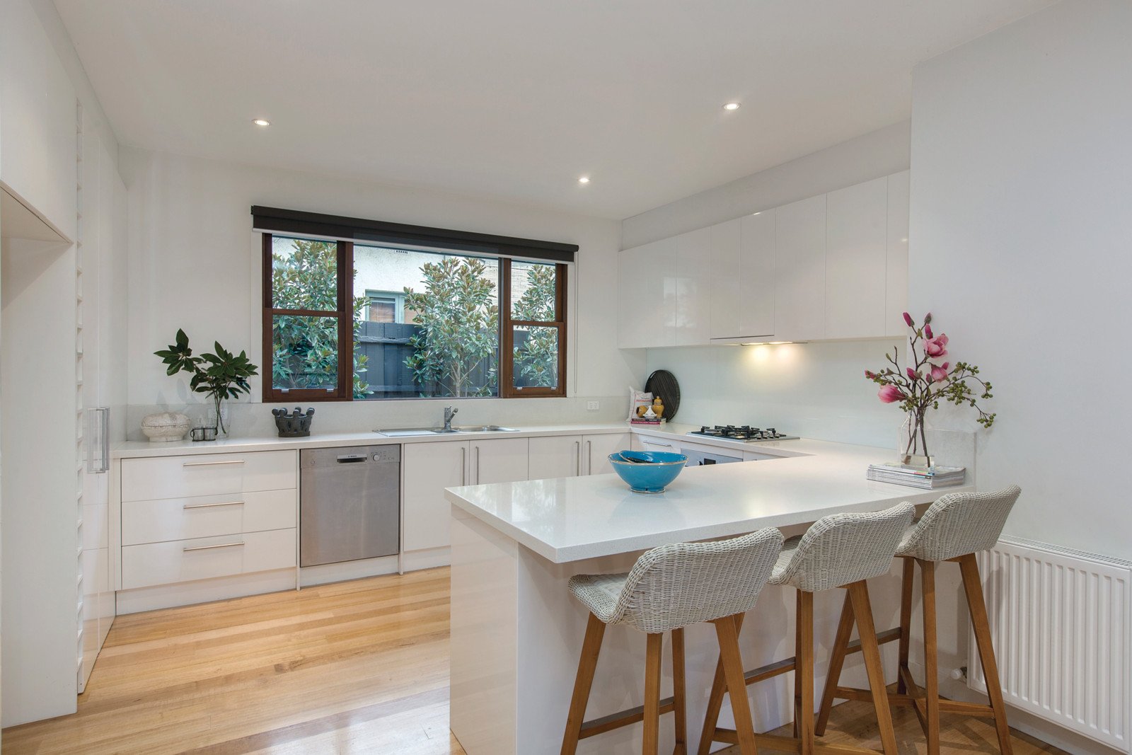 6 Albion Road, Glen Iris - Thumbnail 4