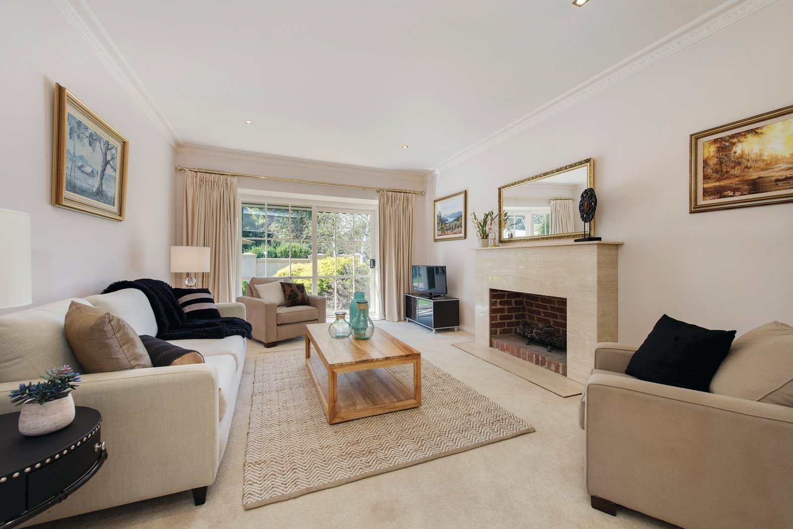1/38 Alpha Street, Balwyn North - Thumbnail 2