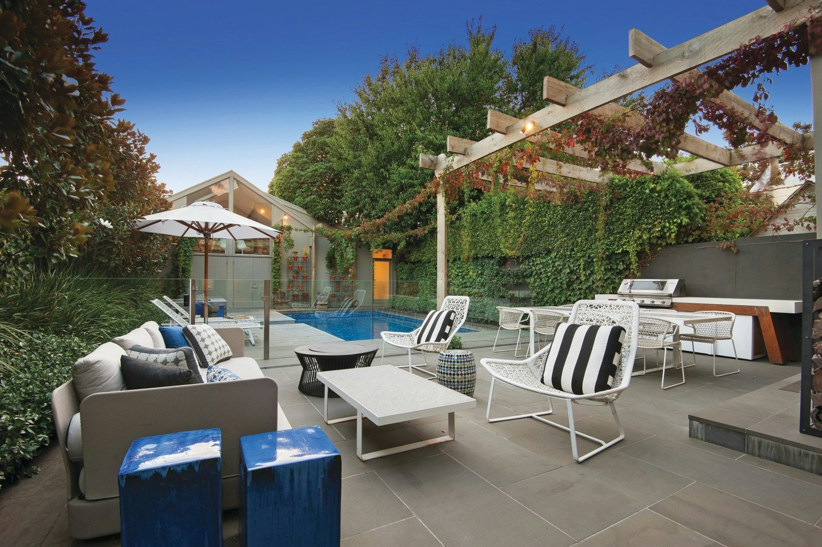 36 Canterbury Road, Middle Park, VIC