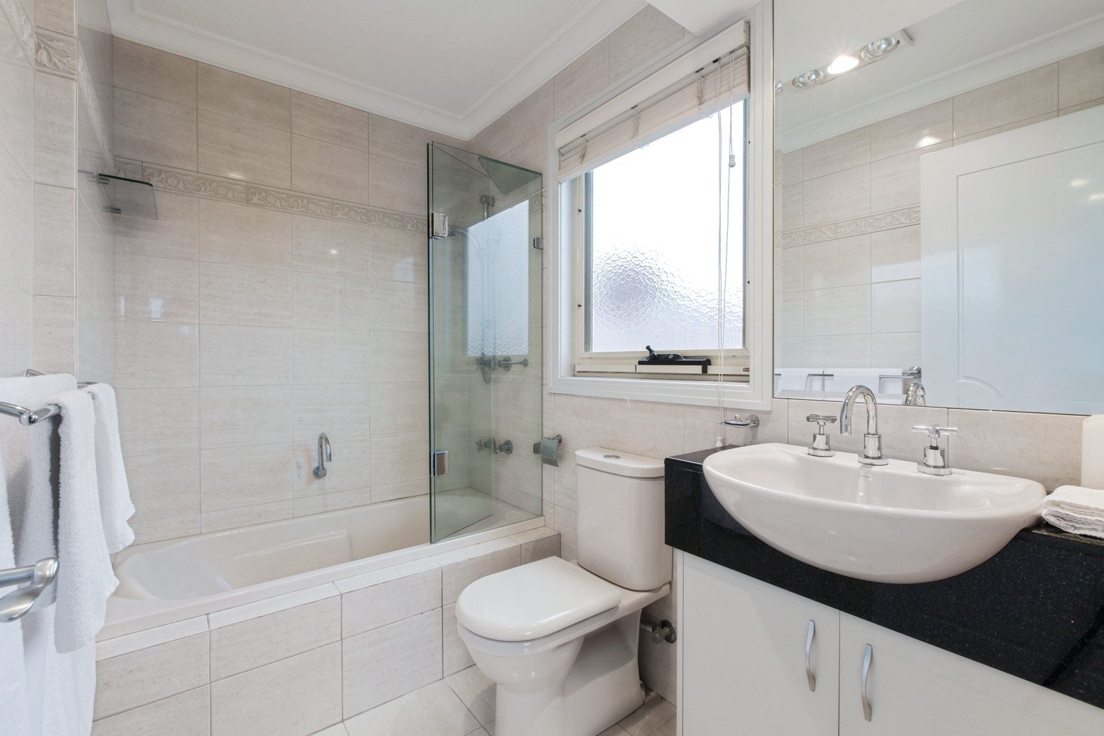 23 James Avenue, Kew - Thumbnail 6