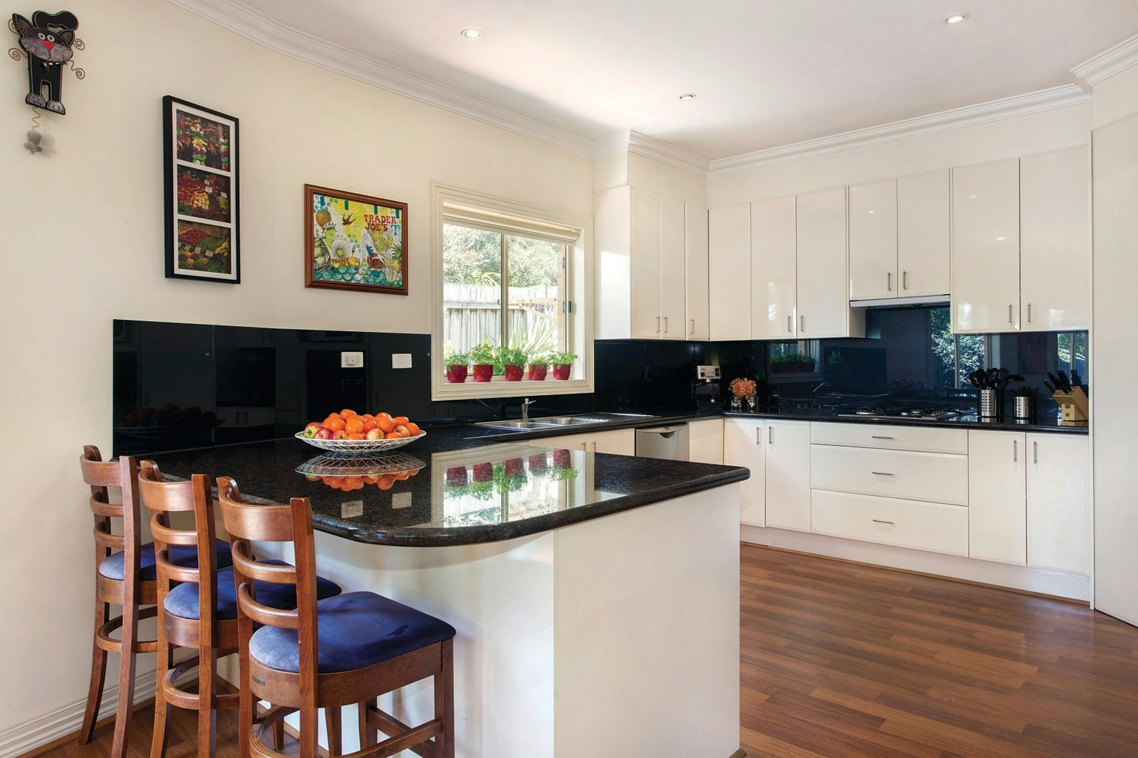 2/2 Oravel Avenue, Malvern East, VIC