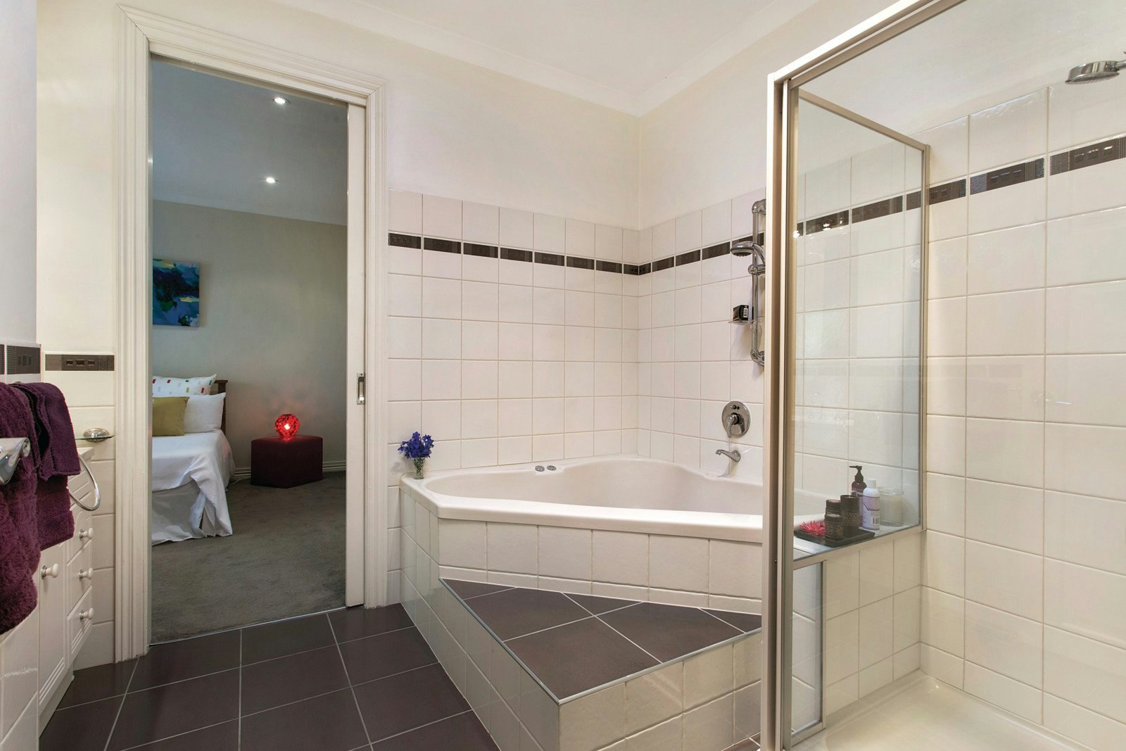 2/2 Oravel Avenue, Malvern East, VIC