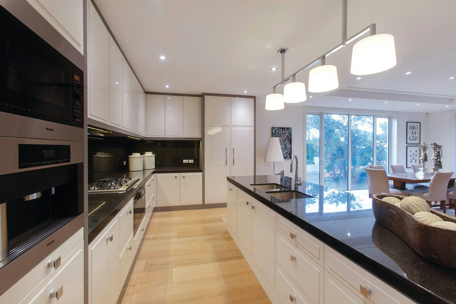 6/11 Trawalla Avenue, Toorak, VIC