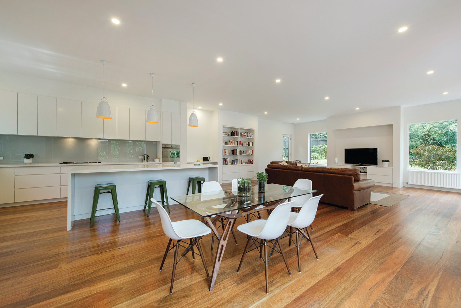 6 Riverside Avenue, Balwyn North - Thumbnail 3