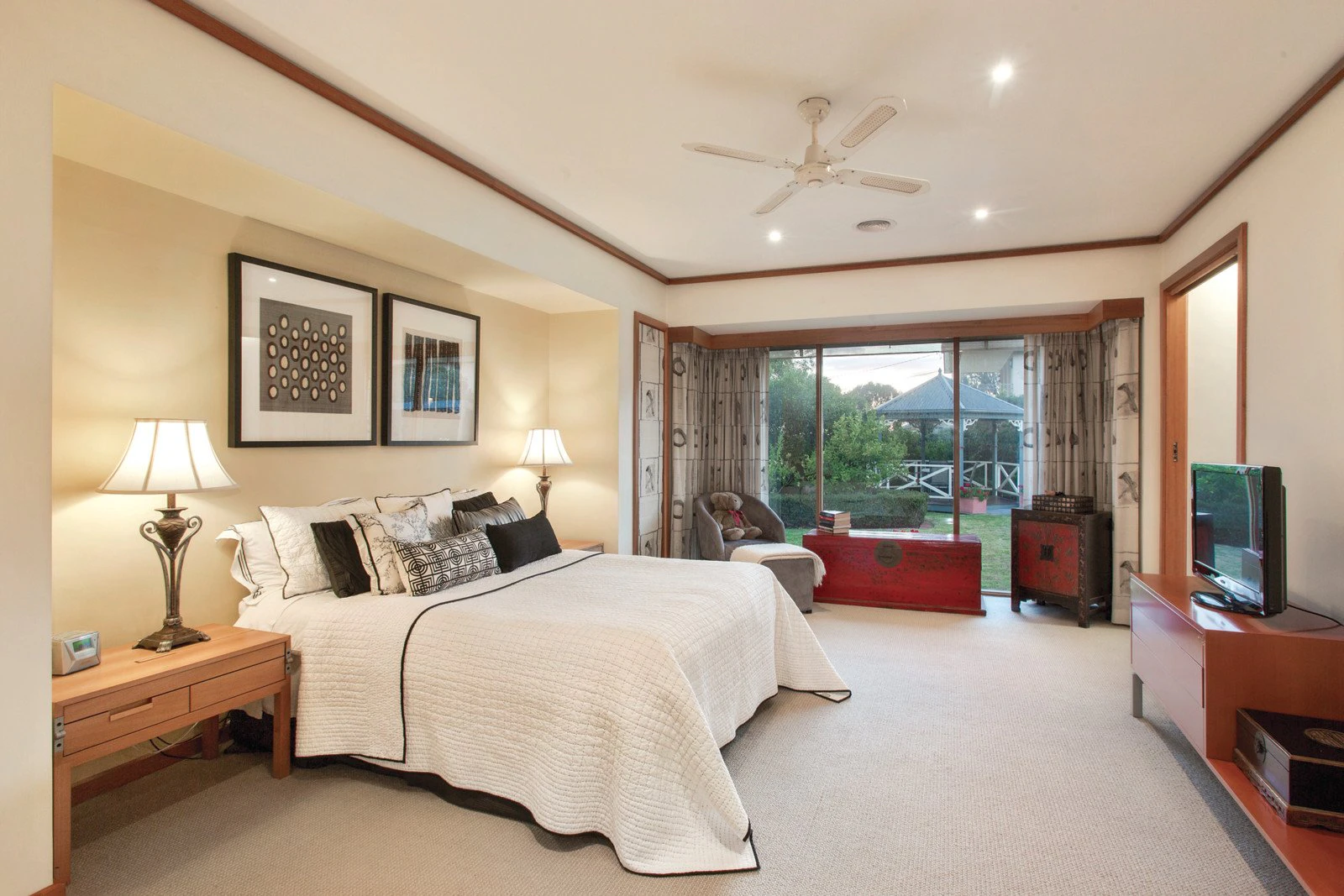 3-5 Fourth Street, Black Rock, VIC